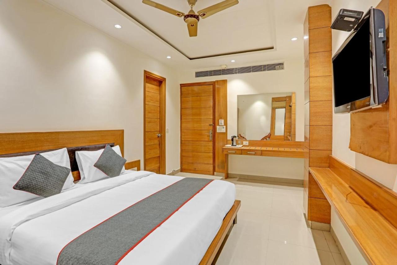 Hotel Fortuner, Karol Bagh, New Delhi Kültér fotó