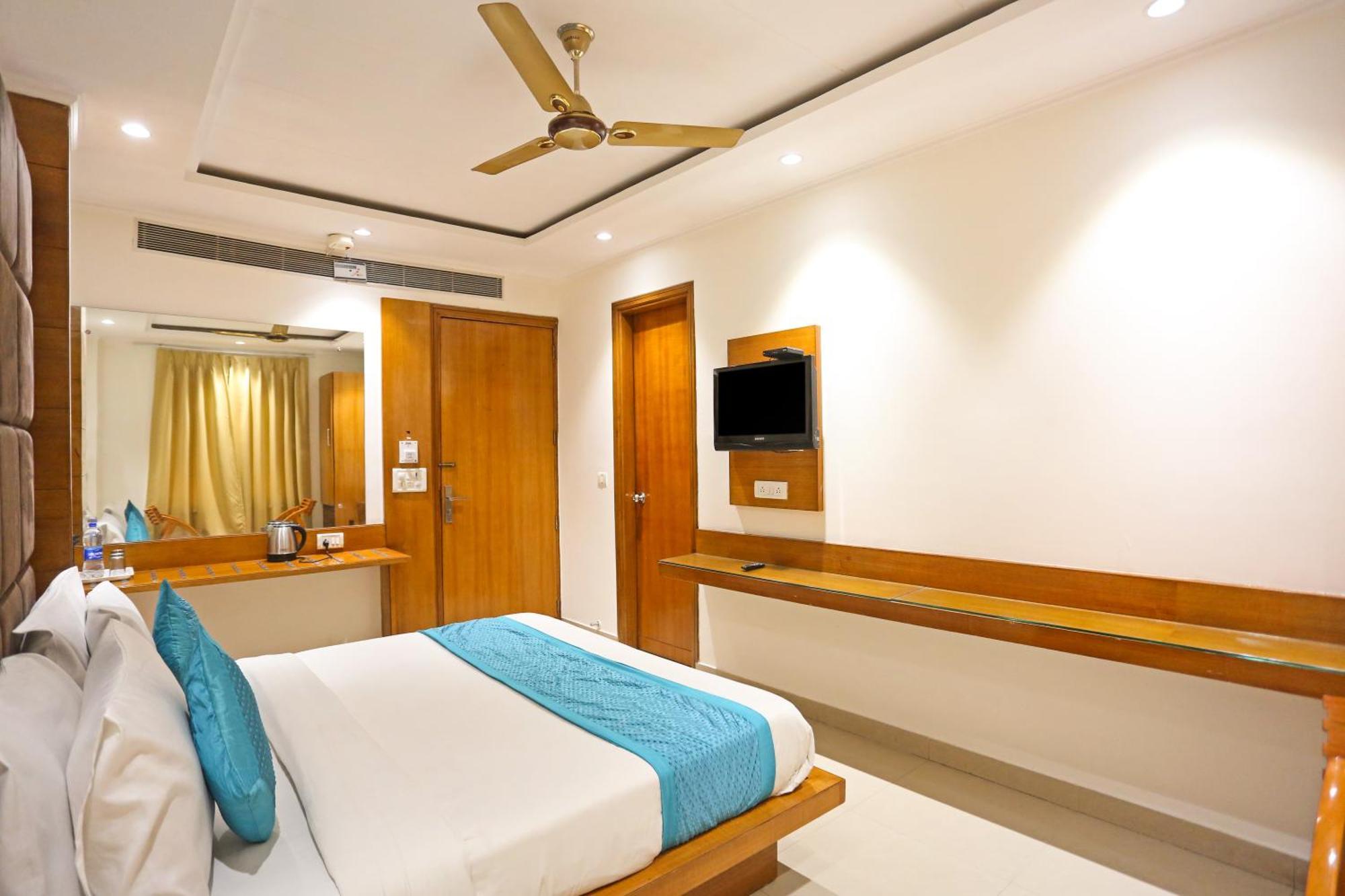 Hotel Fortuner, Karol Bagh, New Delhi Kültér fotó