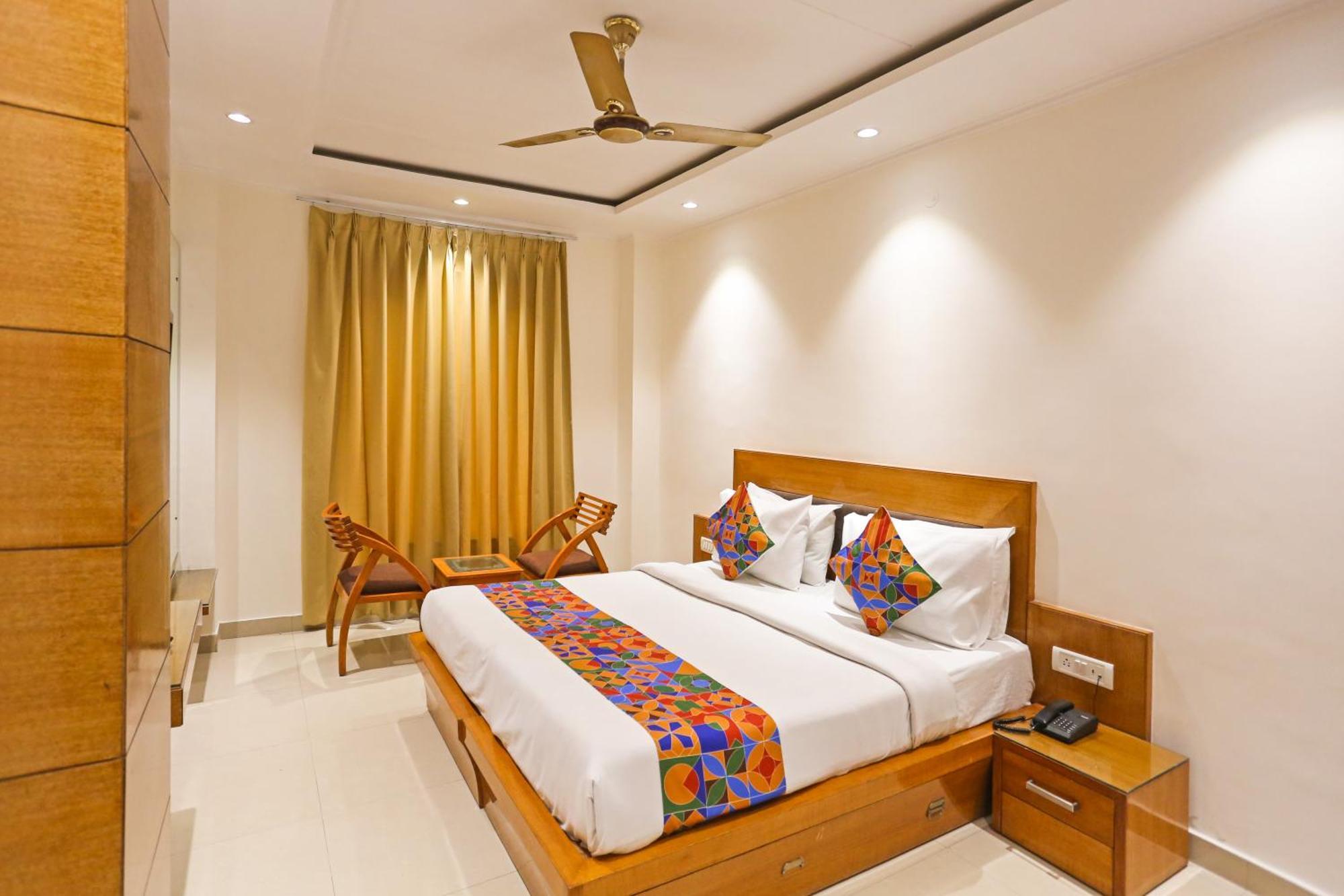 Hotel Fortuner, Karol Bagh, New Delhi Kültér fotó