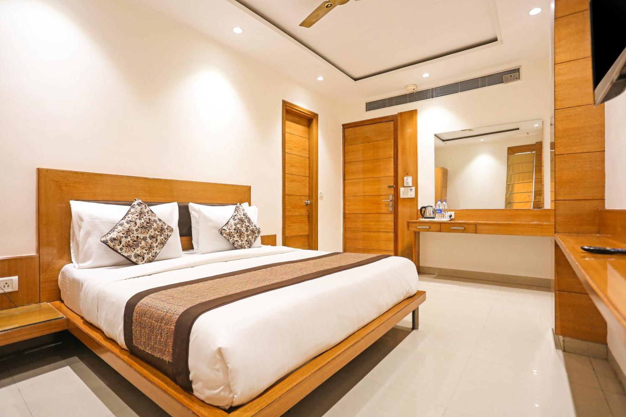 Hotel Fortuner, Karol Bagh, New Delhi Kültér fotó