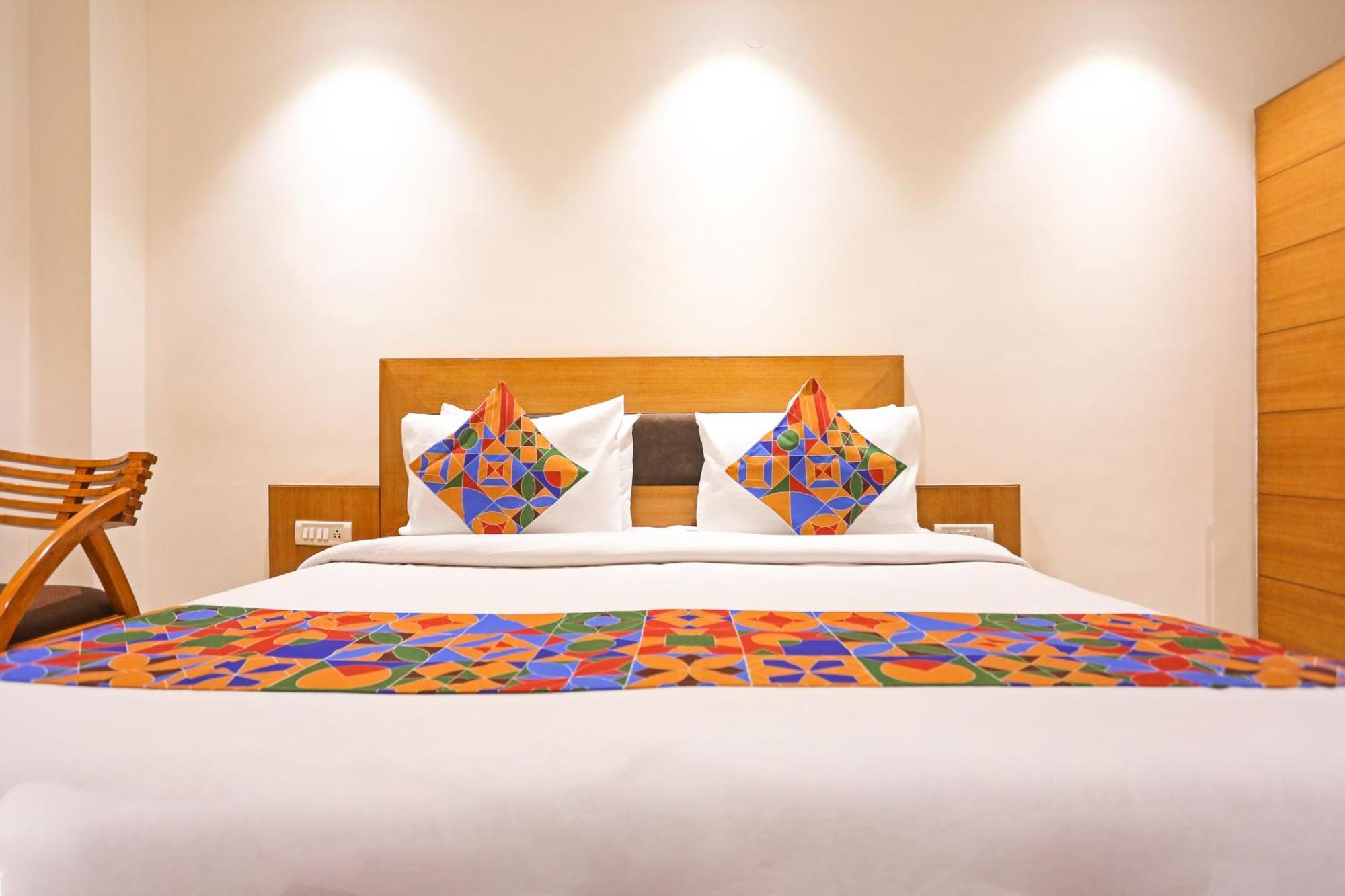 Hotel Fortuner, Karol Bagh, New Delhi Kültér fotó